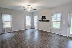 1211 Branson St, Fayetteville, NC 28305 - Photo 3