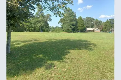 112 Lakeview Drive, Red Springs, NC 28377 - Photo 3