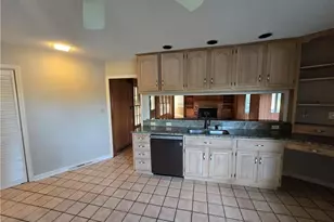 9 Dixie Dr, Whispering Pines, NC 28327 - Photo 11