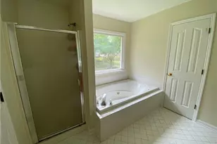 1175 Helmsley Dr, Fayetteville, NC 28314 - Photo 17