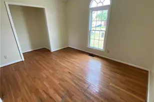 1175 Helmsley Dr, Fayetteville, NC 28314 - Photo 11
