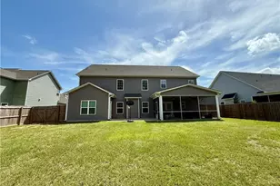 523 Bridgehaven Dr, Raeford, NC 28376 - Photo 3