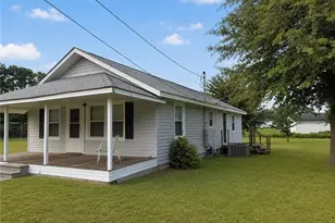 409 Franklin Ave, Lumberton, NC 28358 - Photo 13