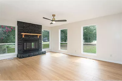 912 Hunters View Drive, Fayetteville, NC 28312 - Photo 7