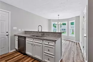 1582 Hazelcrest Dr, Fayetteville, NC 28304 - Photo 11