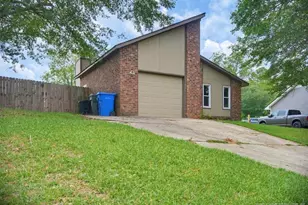6941 Melbourne Dr, Fayetteville, NC 28314 - Photo 5
