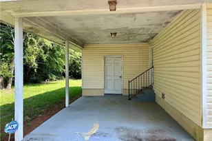 2669 Blossom Rd, Fayetteville, NC 28348 - Photo 3