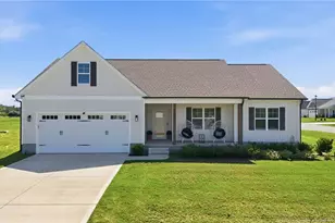 18 Mossy Brg Ct, Lillington, NC 27546 - Photo 1