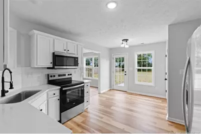 280 Sunflower Street, Raeford, NC 28376 - Photo 3