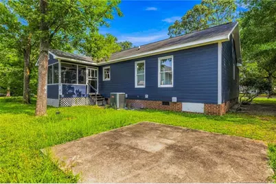 302 W 6th Avenue, Raeford, NC 28376 - Photo 7