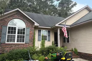 145 Cornwallis Ct, Raeford, NC 28376 - Photo 1
