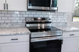708 N Cedar St, Lumberton, NC 28358 - Photo 15