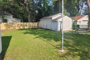 708 N Cedar St, Lumberton, NC 28358 - Photo 39