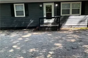 805 Chatham St, Sanford, NC 27332 - Photo 1