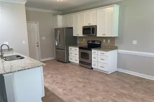 310 Oakridge Dr, Raeford, NC 28376 - Photo 11