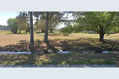 375 Old Kingsdale Road, Lumberton, NC 28358 - Photo 1