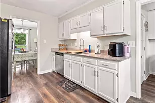 737 Maxine St, Fayetteville, NC 28303 - Photo 11