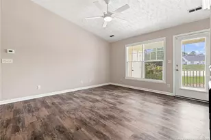 513 Meadowland Ct, Hope Mills, NC 28348 - Photo 9