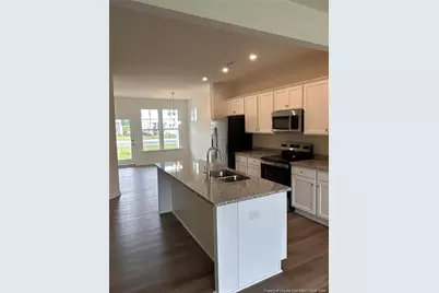 1423 Goldsboro Avenue, Sanford, NC 27330 - Photo 3