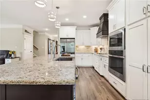 5844 Dottie Cir, Hope Mills, NC 28348 - Photo 11