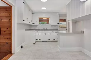 314 W 18th St, Lumberton, NC 28358 - Photo 3