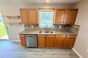 81 Essex Ct W, Sanford, NC 27332 - Photo 9