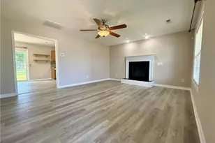 81 Essex Ct W, Sanford, NC 27332 - Photo 3