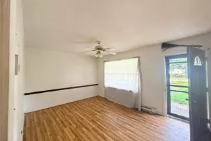 140 Berkley Rd, Saint Pauls, NC 28384 - Photo 7