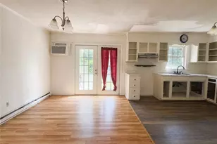 140 Berkley Rd, Saint Pauls, NC 28384 - Photo 3