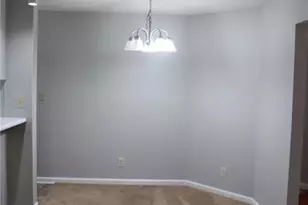 325-8 Waterdown Dr, Fayetteville, NC 28314 - Photo 5