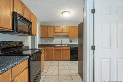 402 Roundtrtee Drive, Fayetteville, NC 28303 - Photo 11