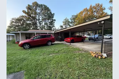 906 S Johnson St, Mount Olive, NC 28365 - Photo 5