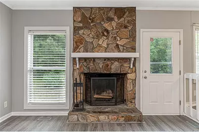 2122 Birchcreft Drive, Fayetteville, NC 28304 - Photo 9
