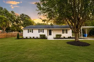 1506 Swainey Ave, Fayetteville, NC 28303 - Photo 1