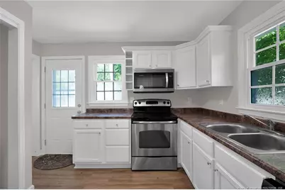 1001 Ivy Road, Fayetteville, NC 28303 - Photo 11