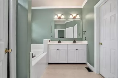 5437 Labrador Drive, Hope Mills, NC 28348 - Photo 21