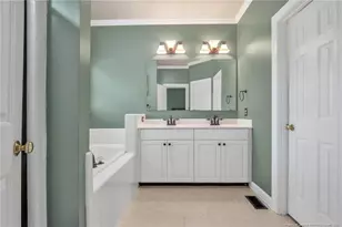 5437 Labrador Dr, Hope Mills, NC 28348 - Photo 21