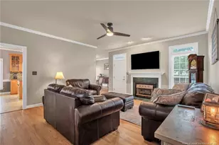 5437 Labrador Dr, Hope Mills, NC 28348 - Photo 9