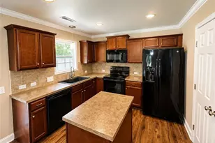 161 Chowan Ct, Raeford, NC 28376 - Photo 3