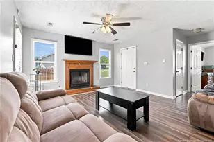 6832 Winthrop Dr, Fayetteville, NC 28311 - Photo 9