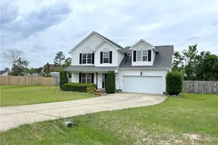82 Essex Ct, Sanford, NC 27332 - Photo 3