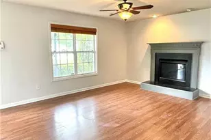 82 Essex Ct, Sanford, NC 27332 - Photo 5