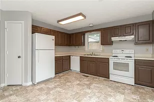 110 Bruce Ln, Spring Lake, NC 28390 - Photo 15