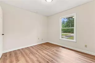924 E Winds Ln, Fayetteville, NC 28311 - Photo 7