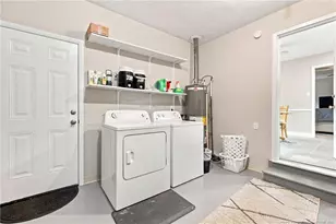 5921 Rustlewood Dr, Fayetteville, NC 28304 - Photo 25