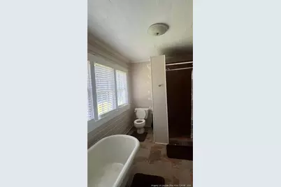 307 E Mitchell Street E, Fairmont, NC 28340 - Photo 5