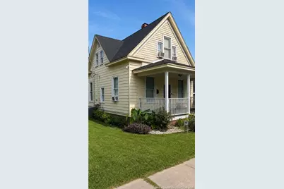307 E Mitchell Street E, Fairmont, NC 28340 - Photo 1