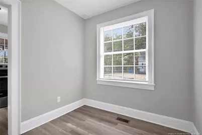 216 Hawthorne Road, Fayetteville, NC 28301 - Photo 9