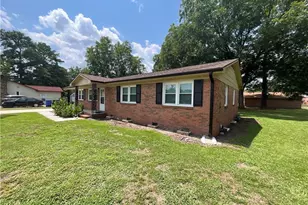 1422 Grandview Dr, Fayetteville, NC 28314 - Photo 19