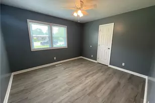 1422 Grandview Dr, Fayetteville, NC 28314 - Photo 9